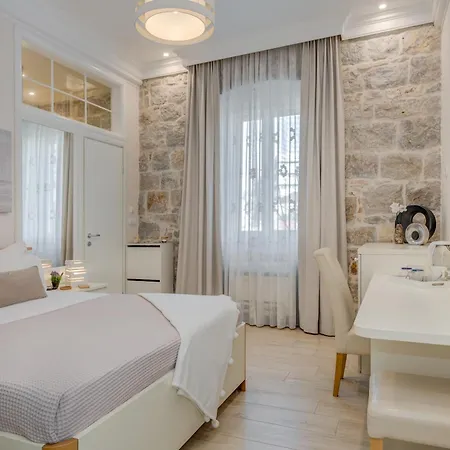Victoria Luxury - Downtown 4* Split
