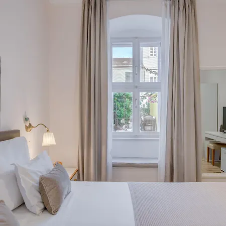 Victoria Luxury - Downtown