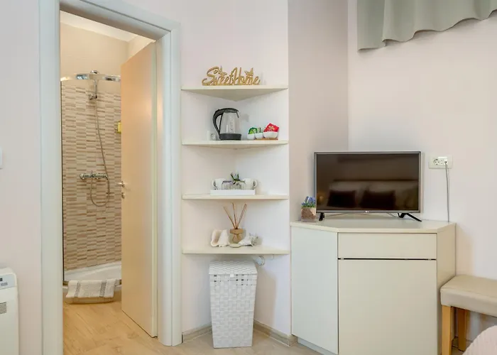 Victoria Luxury - Downtown بيت ضيافة سبليت