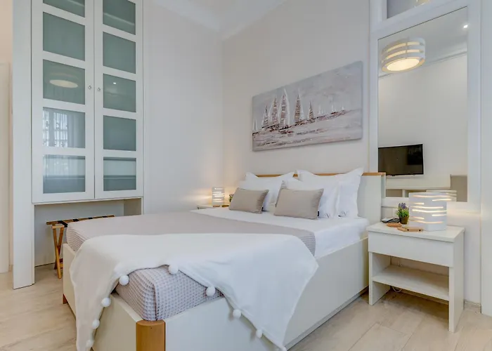 Victoria Luxury - Downtown بيت ضيافة