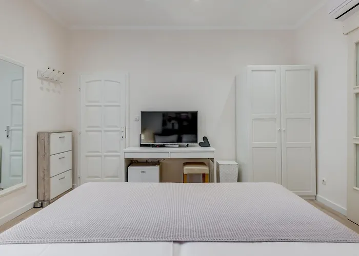 Victoria Luxury - Downtown