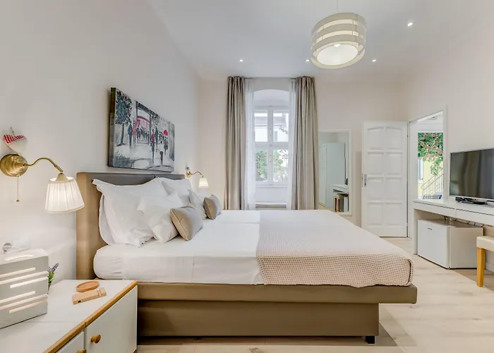 Victoria Luxury - Downtown 4* سبليت