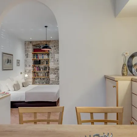 Victoria Luxury - Downtown Gostinjska kuća