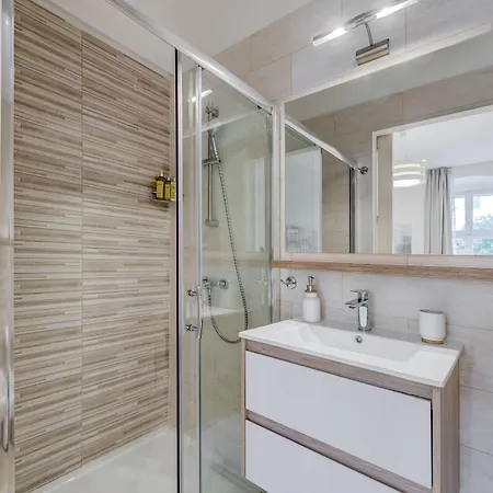 Gostinjska kuća Victoria Luxury - Downtown