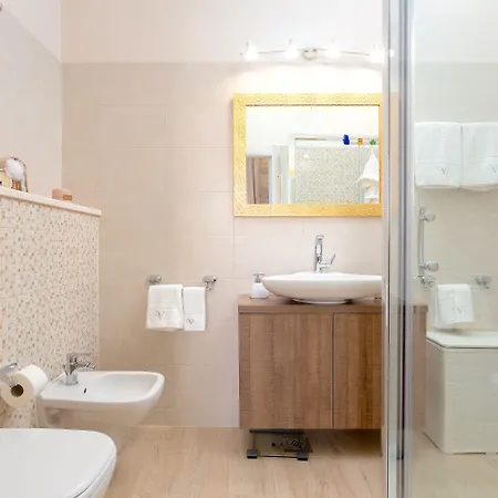 Victoria Luxury - Downtown Maison d'hôtes 4*