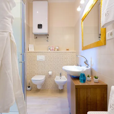 بيت ضيافة Victoria Luxury - Downtown سبليت