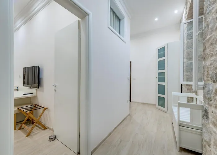 بيت ضيافة Victoria Luxury - Downtown