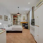 Gasthuis Victoria Luxury - Downtown 4*