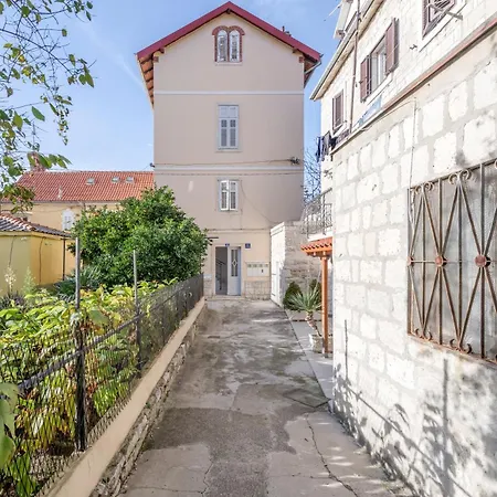 Victoria Luxury - Downtown 4* Split