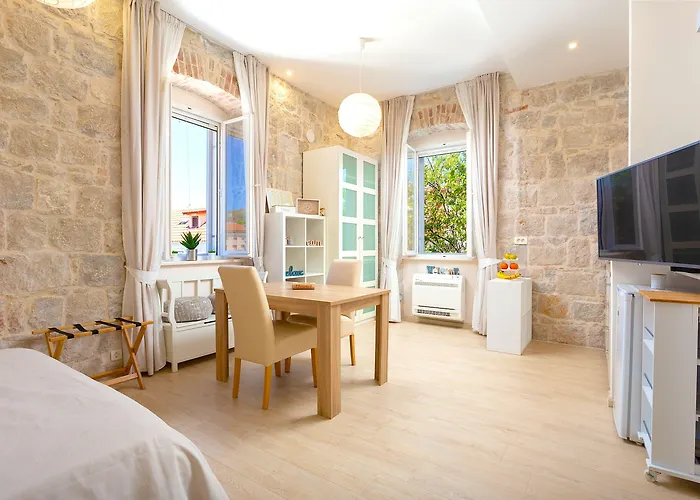 Victoria Luxury - Downtown Konukevi 4*
